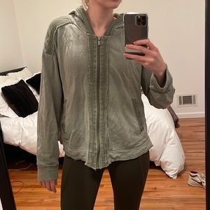 Army green splendid zip up hoodie sweatshirt pockets